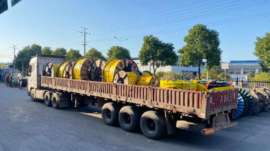 服務不停 發(fā)貨不止 服務客戶我們一直在路上！